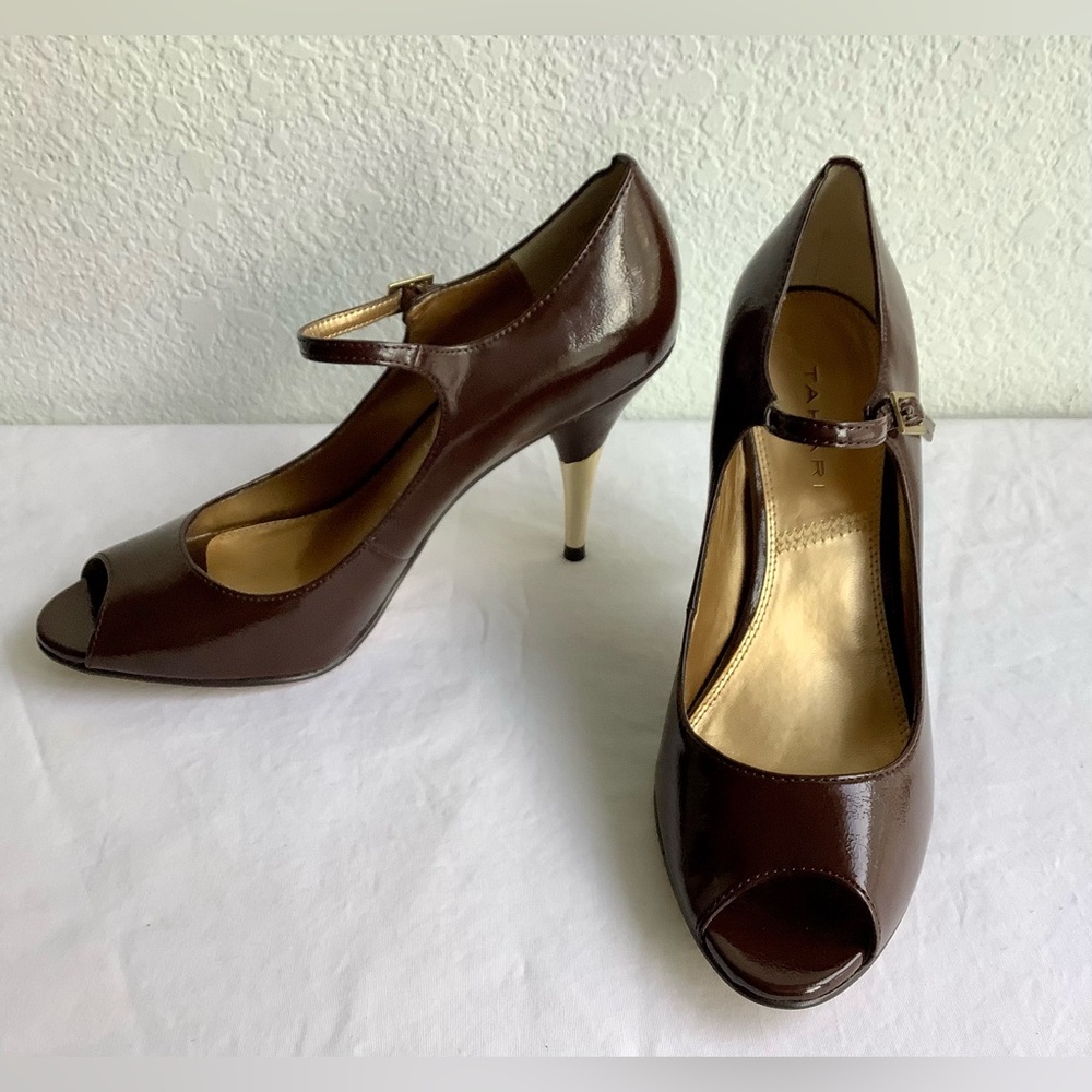 Tahari MONICA Brown/Gold Patent Stiletto Heels Peep Toe Ankle Strap Sz 7.5
